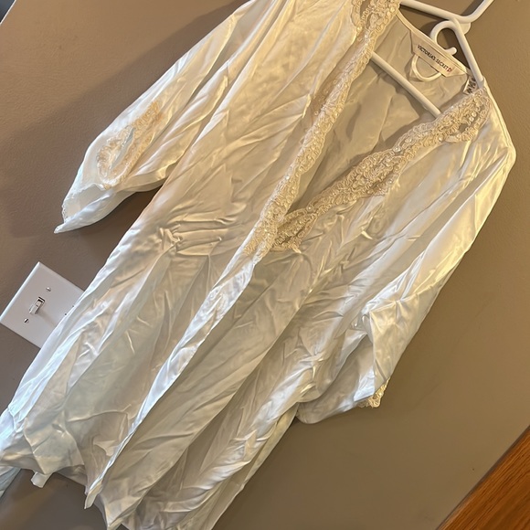 Victoria’s Secret Satin Slip dress and Robe. - Picture 10 of 13